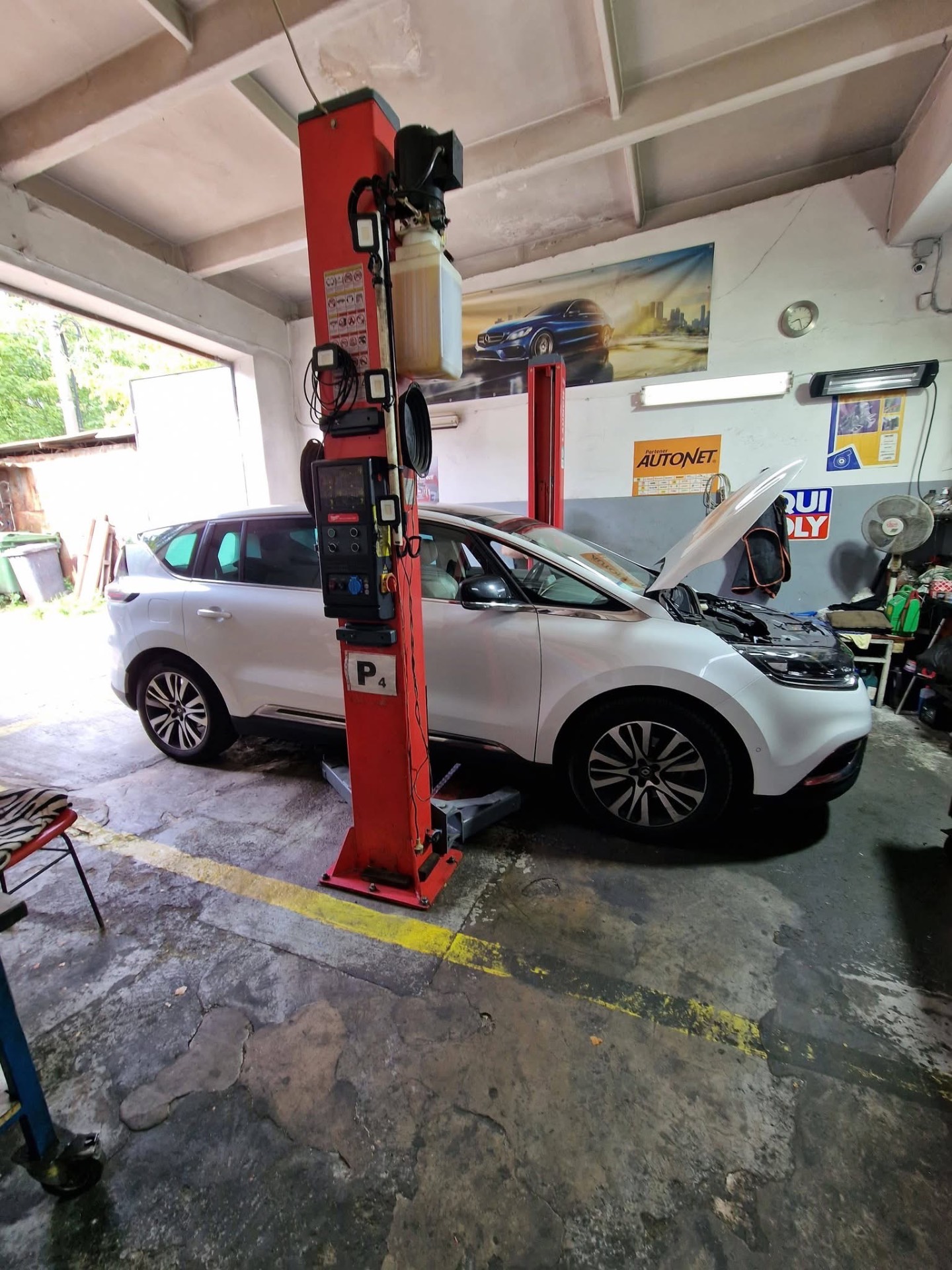 Renault Espace pe lift coloană — lucrări mecanică generală