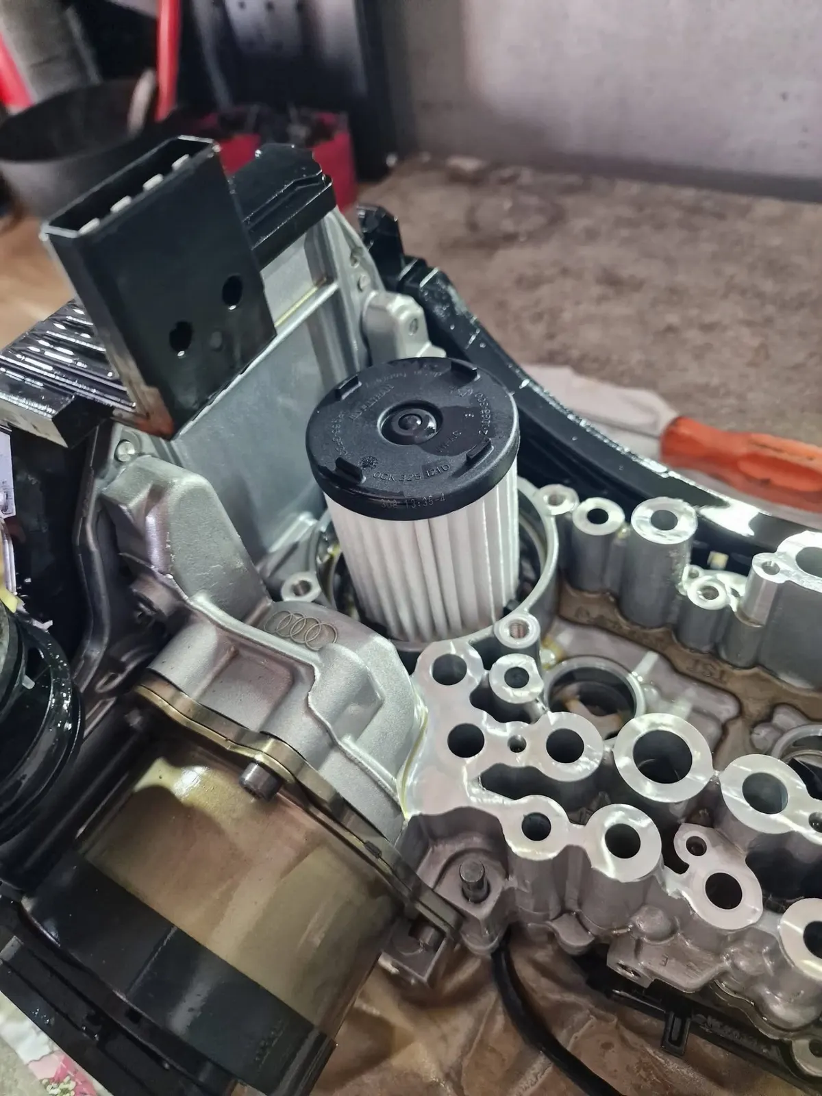 Reparație cutie DSG Audi cu mecatronică și filtru nou, service cutii automate Cluj-Napoca